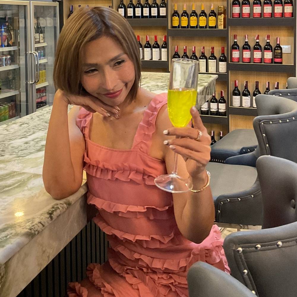 Plastic Champagne Flute: image 6